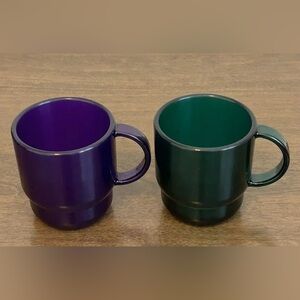 2 TUPPERWARE ACRYLIC JEWEL TONE JEWELTONE STACKABLE 10 OZ MUGS